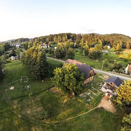 Alloggio per agriturismo Pišlikdum