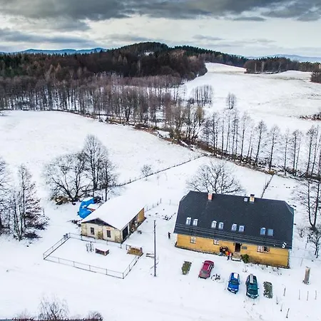 Alloggio per agriturismo Pišlikdum Stara Cervena Voda