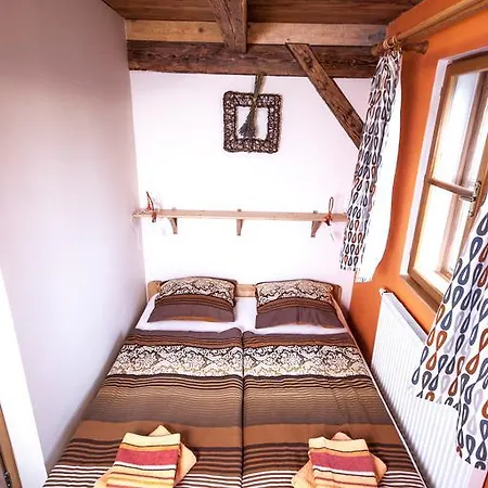 Alloggio per agriturismo Pišlikdum
