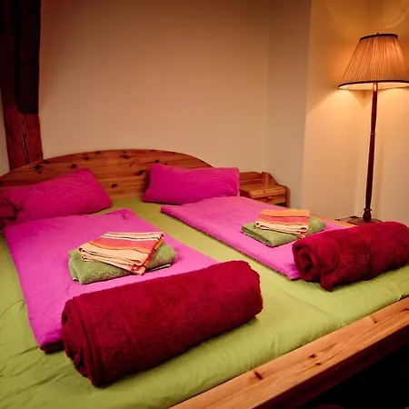 Alloggio per agriturismo Pišlikdum